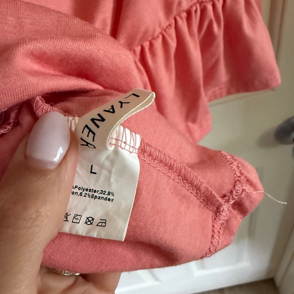 Sleeveless Pink Peplum Top - Picture 4 of 4